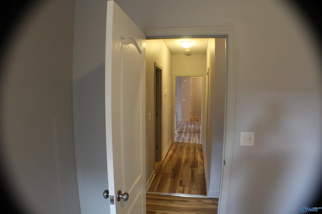 111 Ervington Pl - Photo 3 of 19