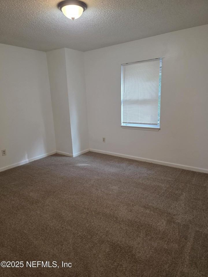 4645 Barnes Road South - Photo 6 of 10