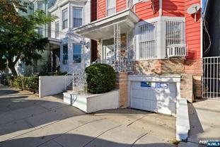 222 47th St 1st Fl - Photo 1 of 1