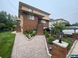 featured image of 60 Maiden Ln