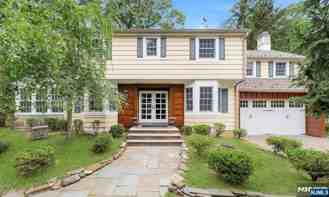 278 Maple St - Photo 1 of 1