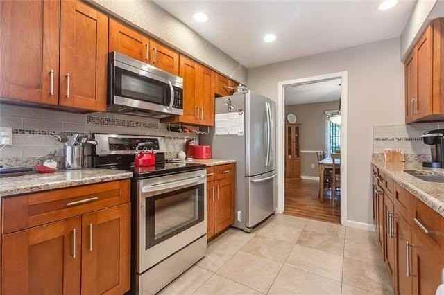 2716 Gallinghouse St - Photo 3 of 9