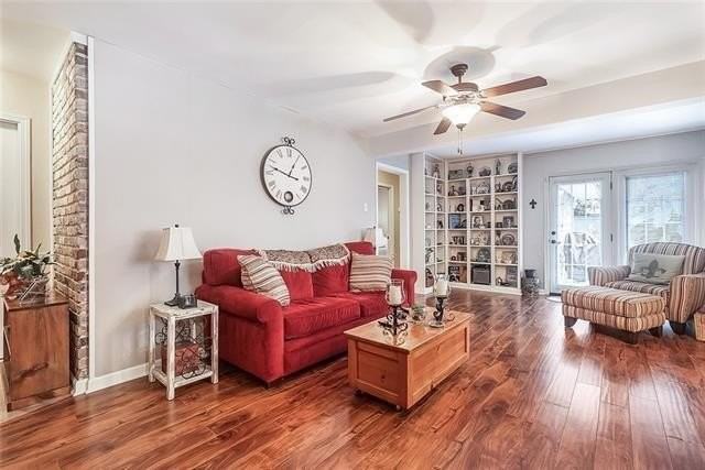 2716 Gallinghouse St - Photo 4 of 9