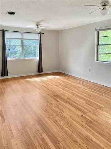 630 Broadway St #630 - Photo 3 of 10