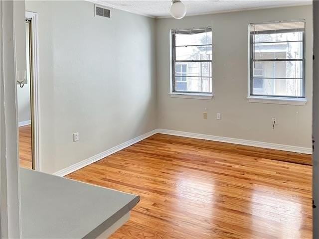 630 Broadway St #630 - Photo 6 of 10