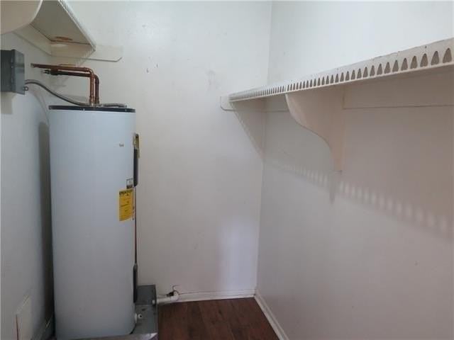 3100 Rue Parc Fontaine #2401 - Photo 6 of 12