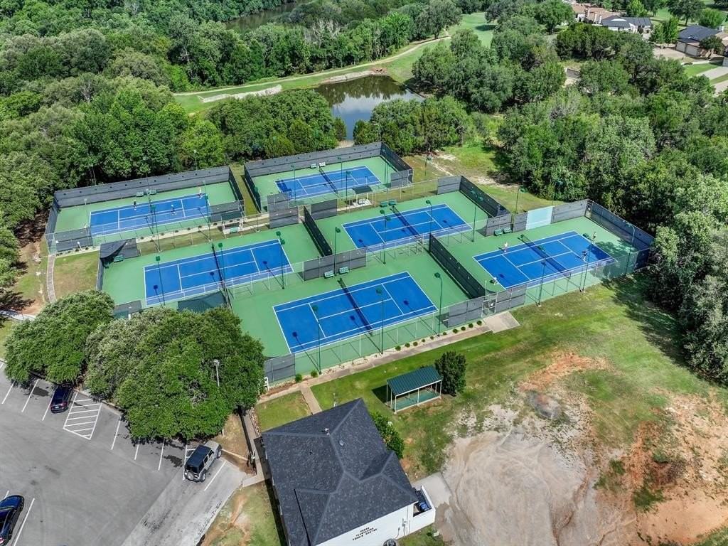 8511 Westover Ct #216 - Photo 2 of 40