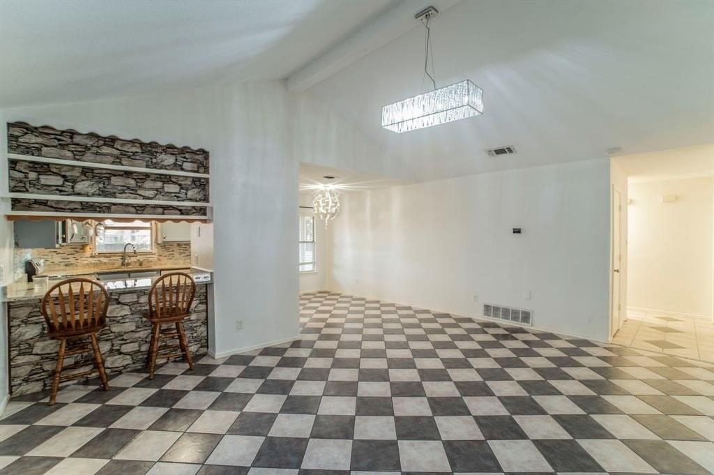 8408 Crystal Lane - Photo 4 of 16