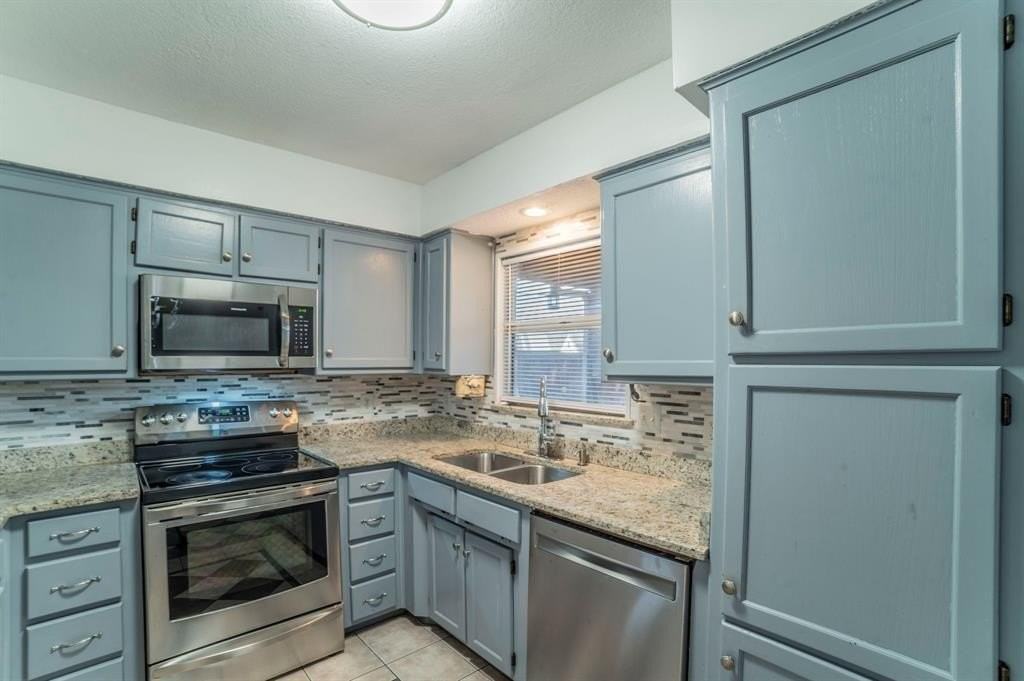 8408 Crystal Lane - Photo 5 of 16