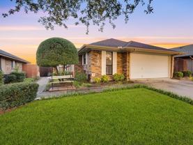 2050 Lorient Dr - Photo 1 of 1
