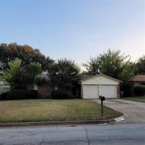 6536 Meadowview Ln - Photo 1 of 1