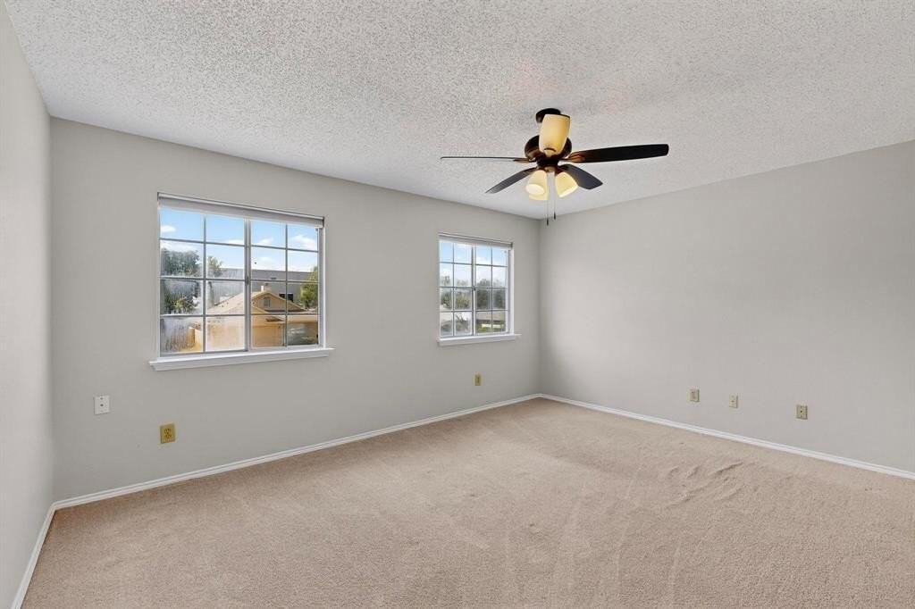 4821 Abbott Ave - Photo 7 of 15