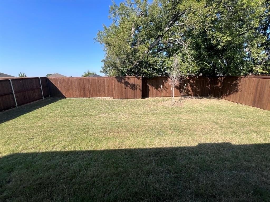 1524 Clairborne Court - Photo 3 of 20