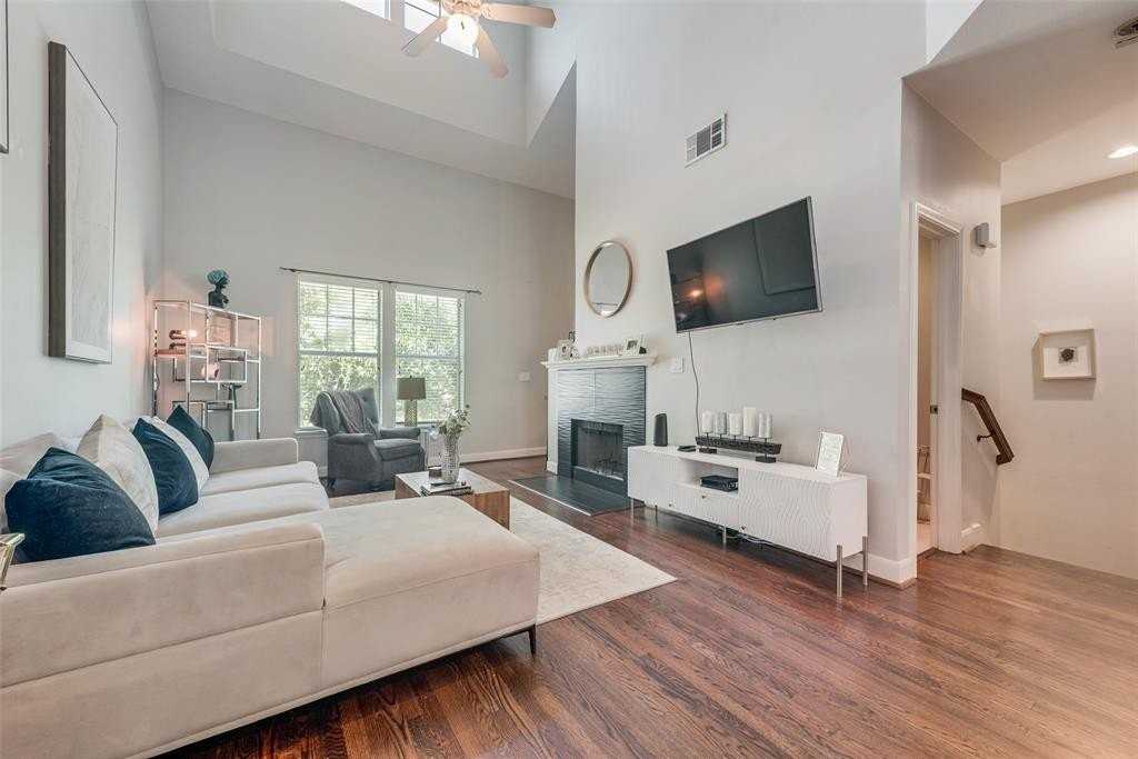 4904 Live Oak St #302 - Photo 5 of 25