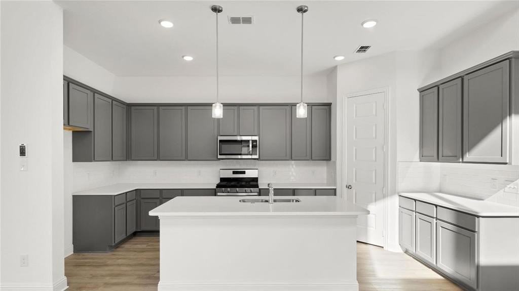 2335 Sheppards Ln - Photo 5 of 27