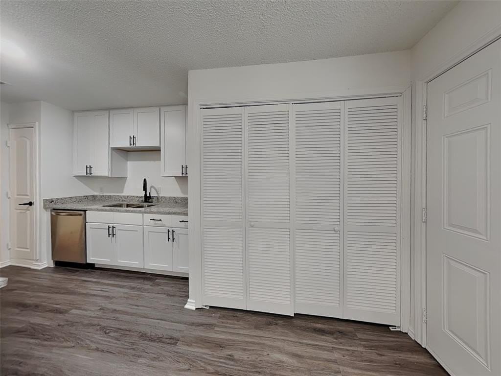 733 Admiralty Way - Photo 7 of 17