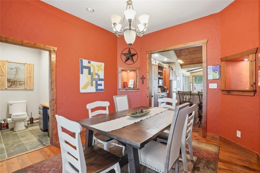 1824 Staree Ln - Photo 6 of 38