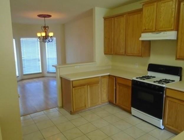 118 Brookshore Dr - Photo 4 of 8