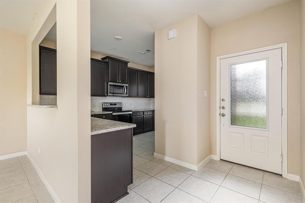 1405 Park Trails Boulevard - Photo 7 of 29