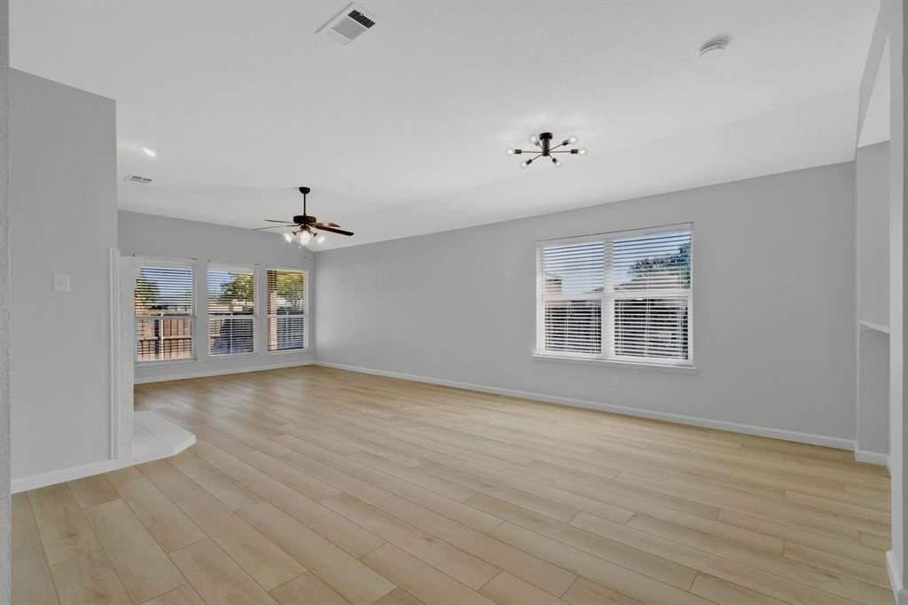 4172 Freedom Ln - Photo 4 of 28