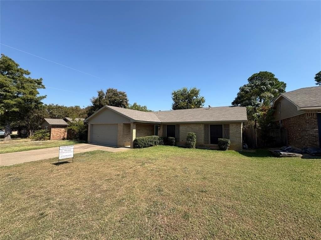 2603 Nelwin Pl - Photo 2 of 23