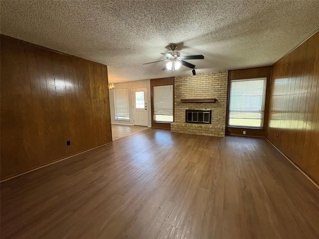 2603 Nelwin Pl - Photo 4 of 23