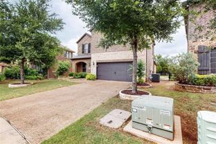 330 Heritage Ln - Photo 1 of 1