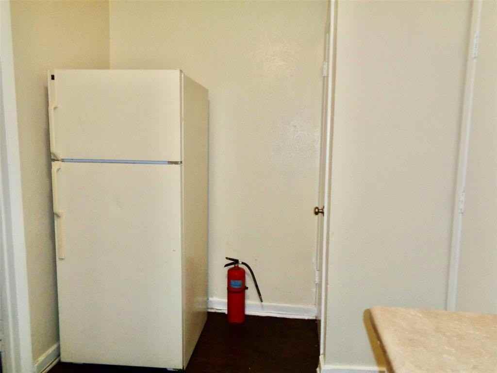 1025 G Ave - Photo 7 of 22