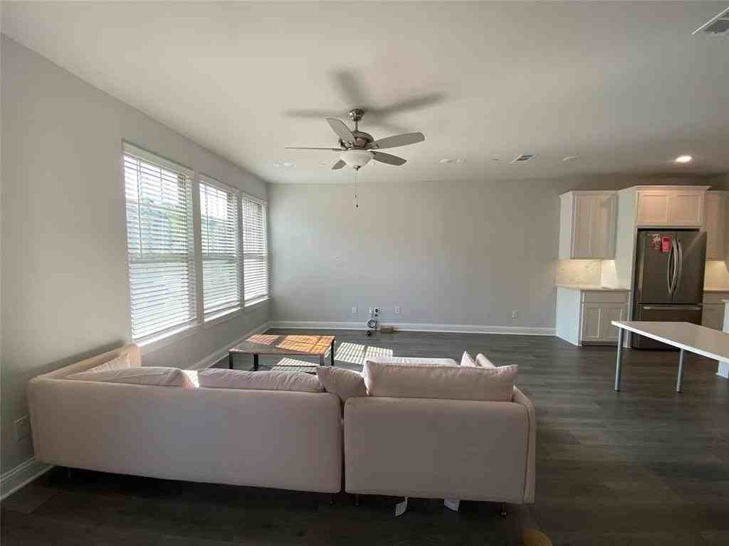 1963 Newman Ave - Photo 4 of 18