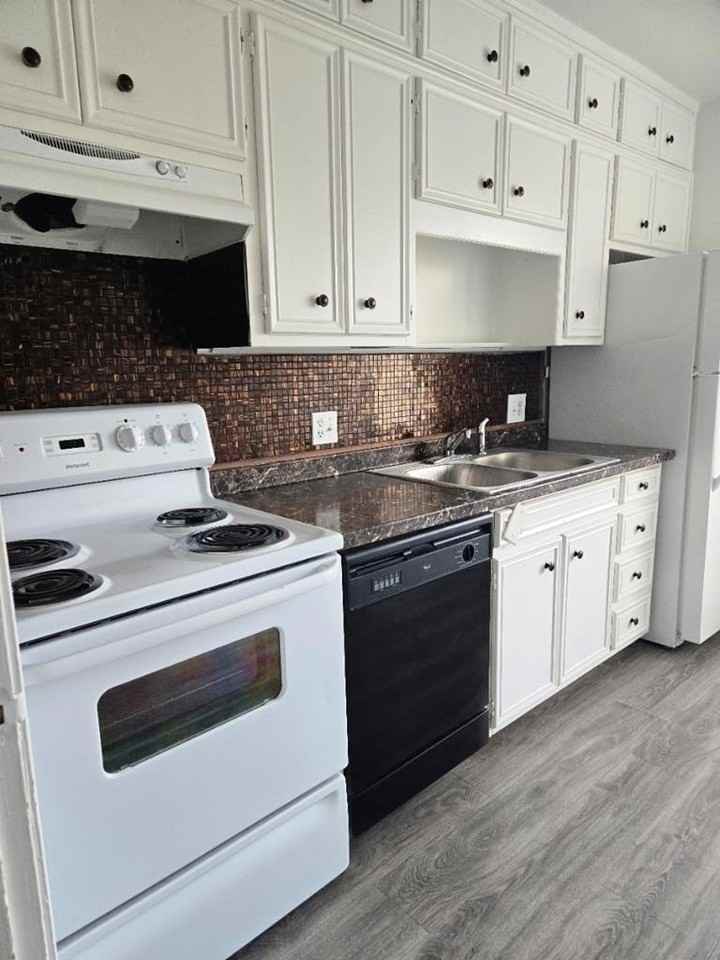 1210 W Texas Ave - Photo 7 of 7