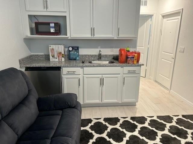 5000 Armina Pl - Photo 4 of 7