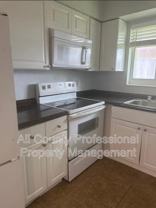 332 Sw 2nd Pl #3 - Photo 1 of 1
