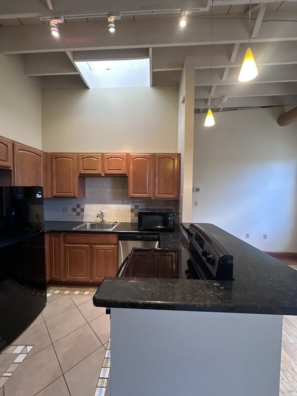 2800 Mayfield Road - Photo 2 of 12