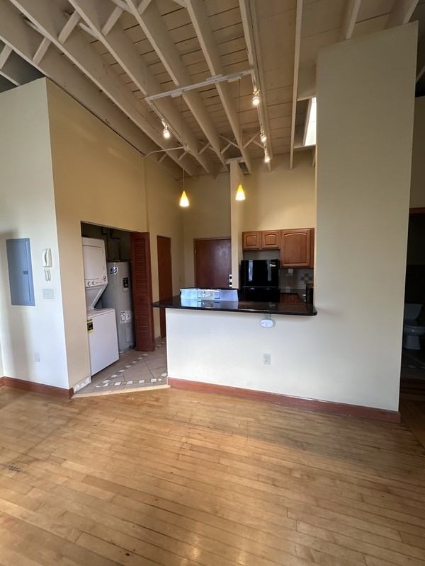 2800 Mayfield Road - Photo 3 of 12