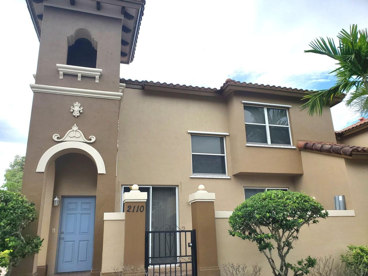 2914 Hope Valley St #2110 - Photo 2 of 30