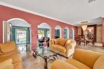 1200 Hollywood Blvd - Photo 5 of 10