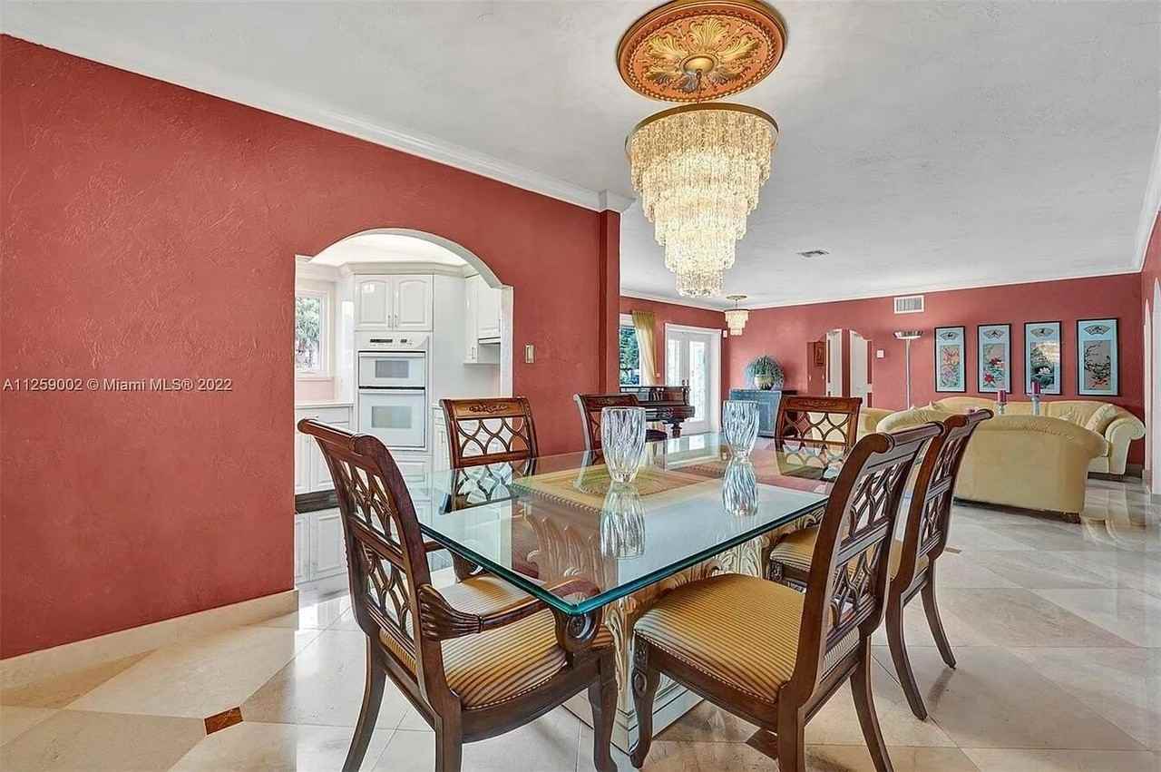 1200 Hollywood Blvd - Photo 6 of 10