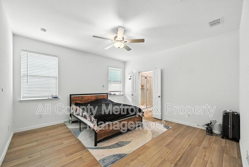 8116 Green Heron Dr - Photo 6 of 13