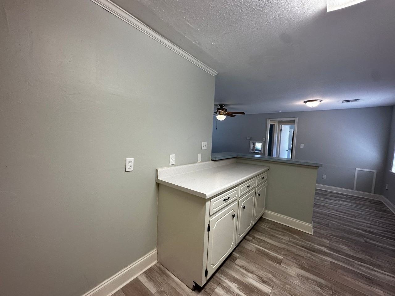 3628 Firethorn Dr - Photo 7 of 17