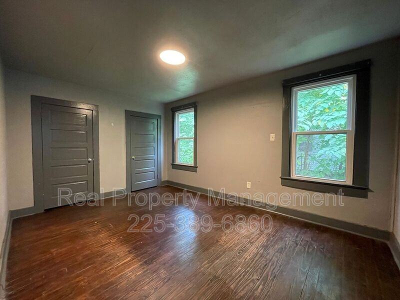 1133 Maximillian St - Photo 6 of 16