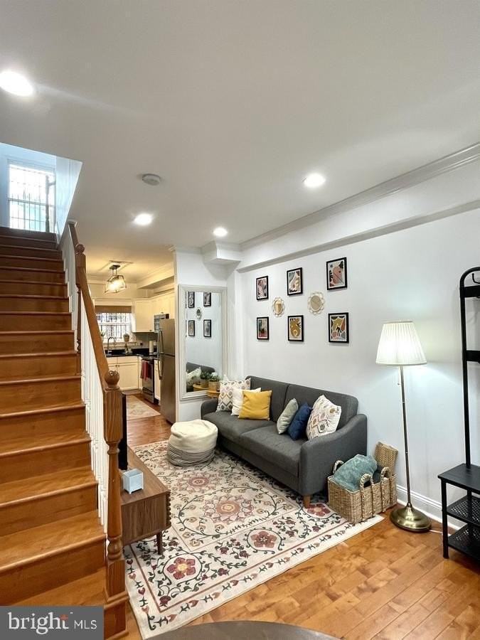 1656 Kramer St Ne - Photo 2 of 29