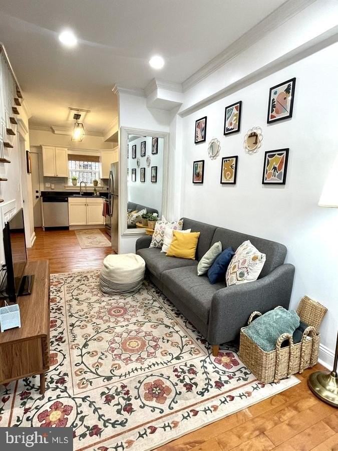 1656 Kramer St Ne - Photo 5 of 29