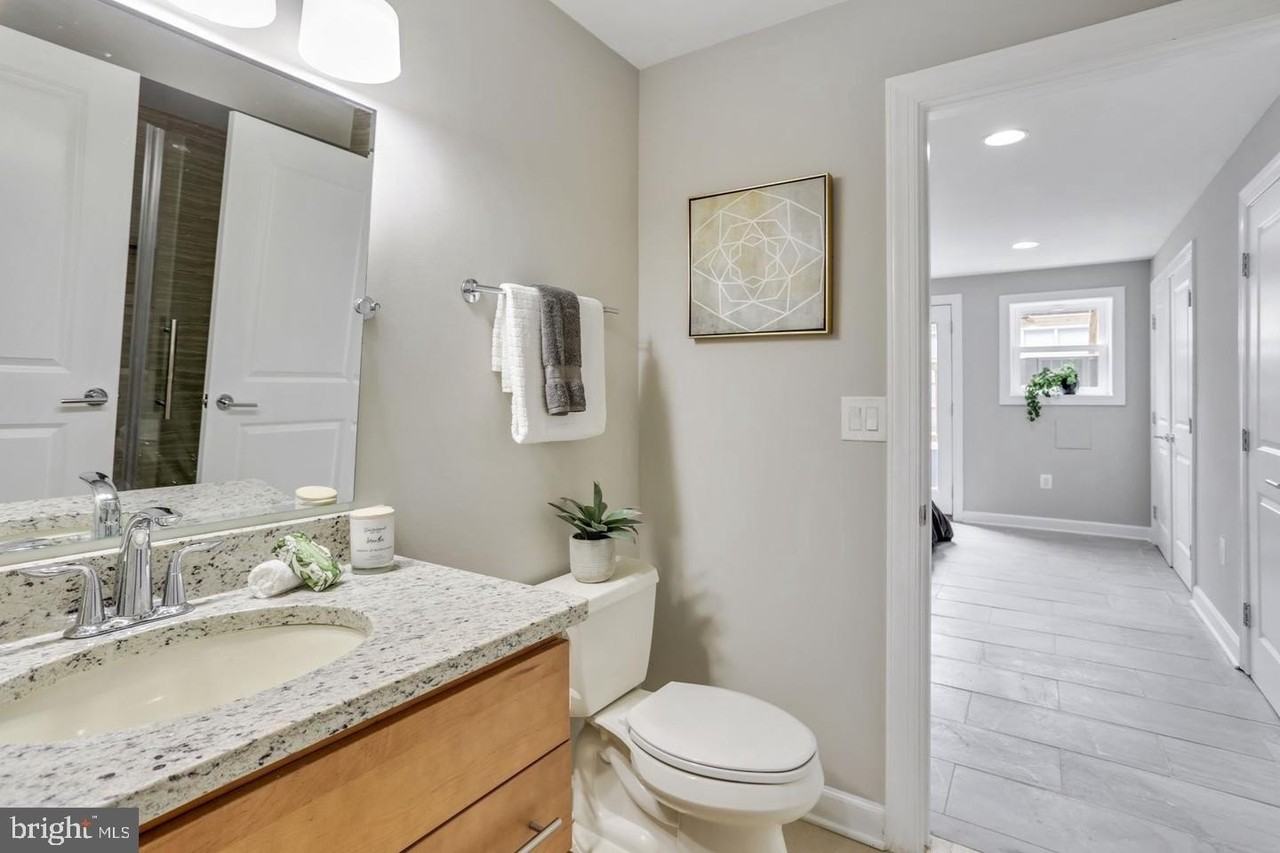 315 T St Ne Unit 1 #1 - Photo 7 of 22