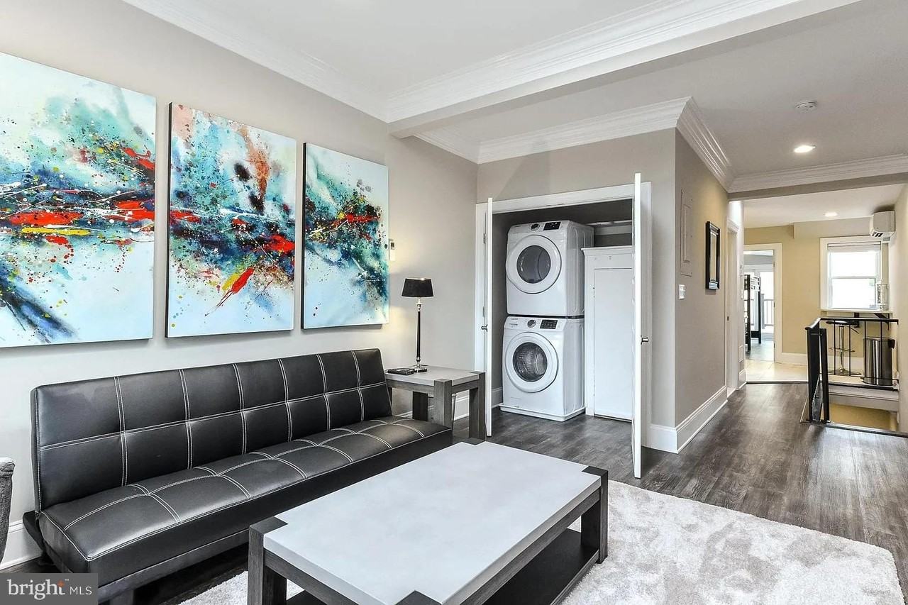 734 Light Street #2 - Photo 3 of 17