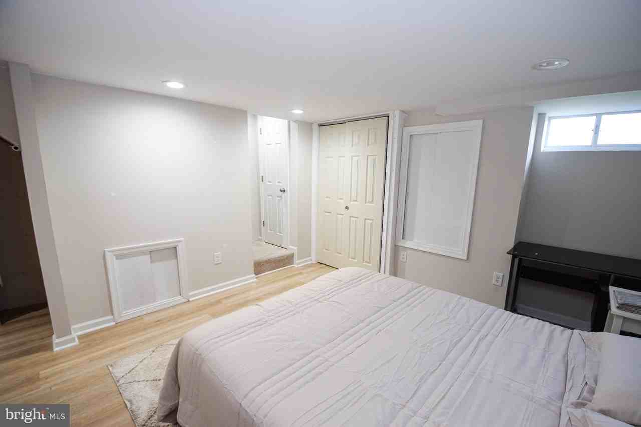 1629 Searles Rd - Photo 4 of 42