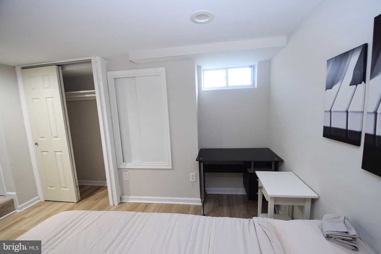 1629 Searles Rd - Photo 6 of 42