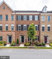 featured image of 11339 Market St