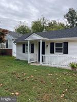 featured image of 218 Elizabeth Street #1