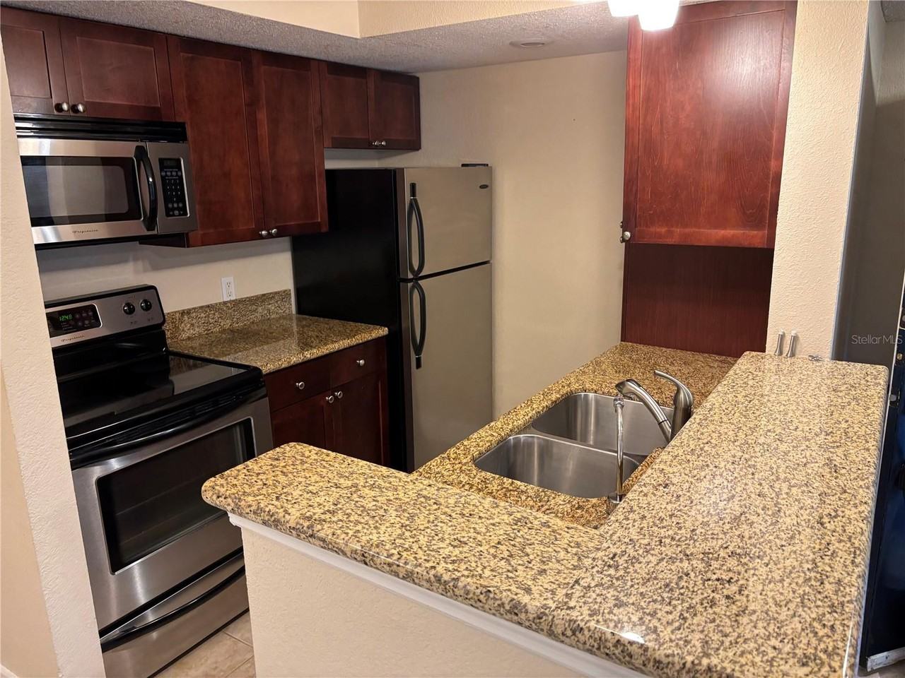 5124 Conroy Road - Photo 6 of 16