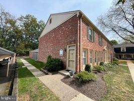 featured image of 136 Albemarle Dr